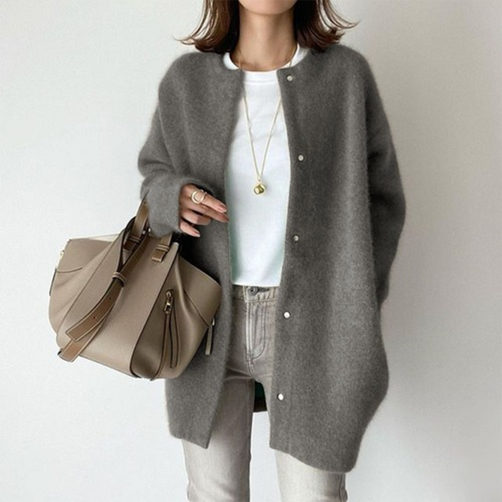 Mary - Comfortable Cardigan