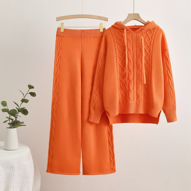 Isabelle-mode | Ensemble pull à capuche en tricot côtelé et pantalon large Evani Paris